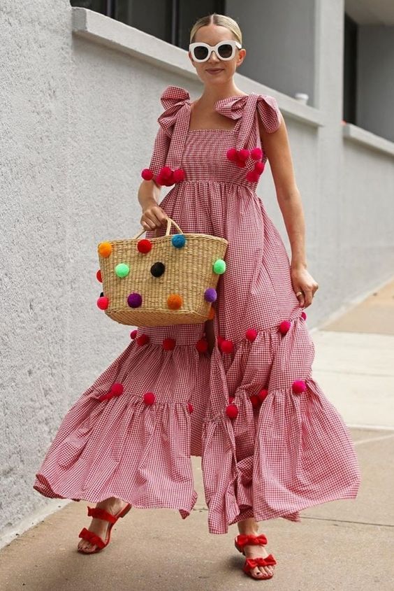 bolsa de pajas con pom poms